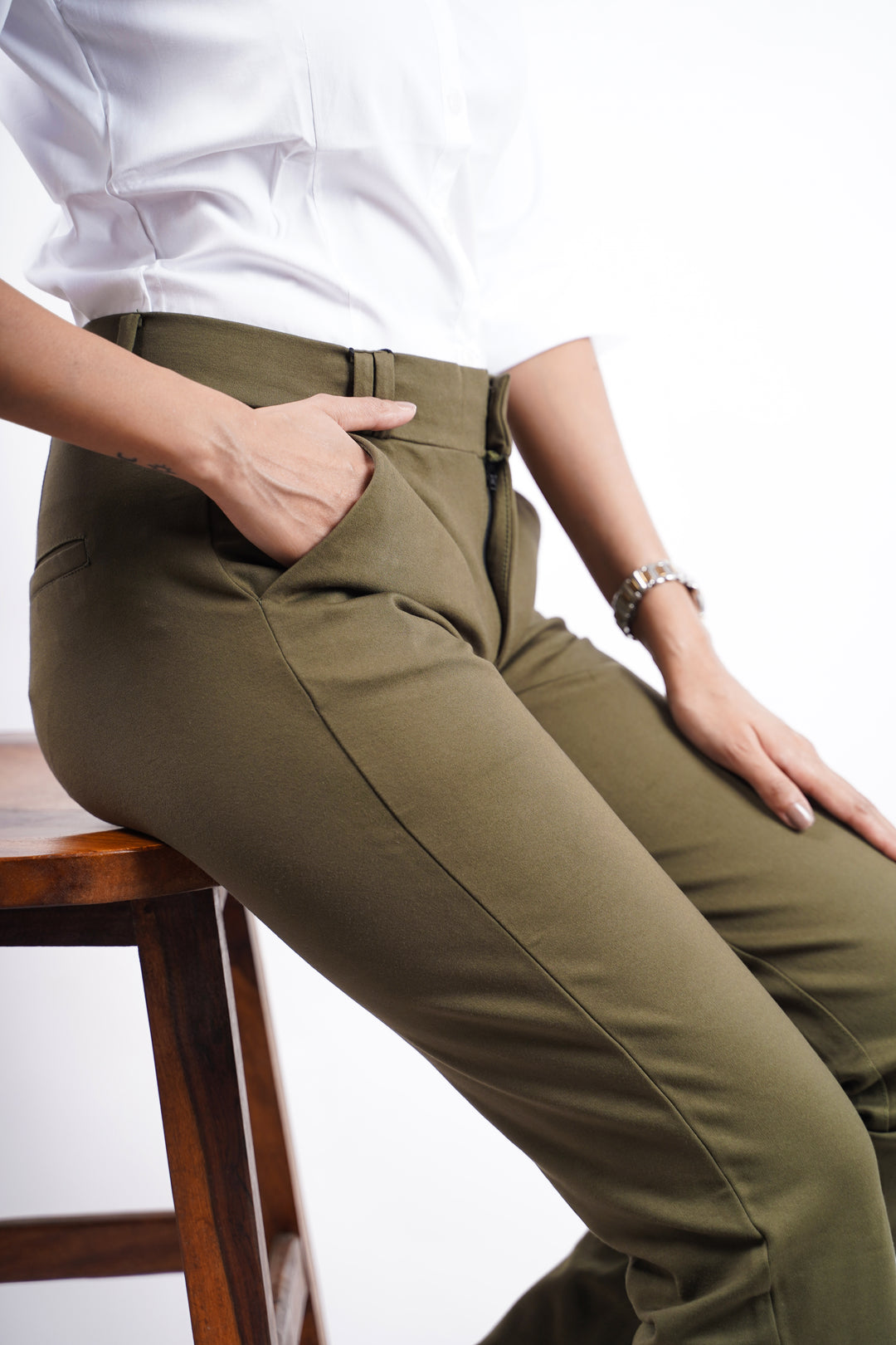 EleganceFit Trousers - Olive green