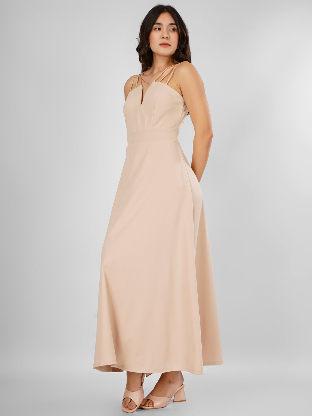 TRIO SRAPPY FLARE MAXI DRESS