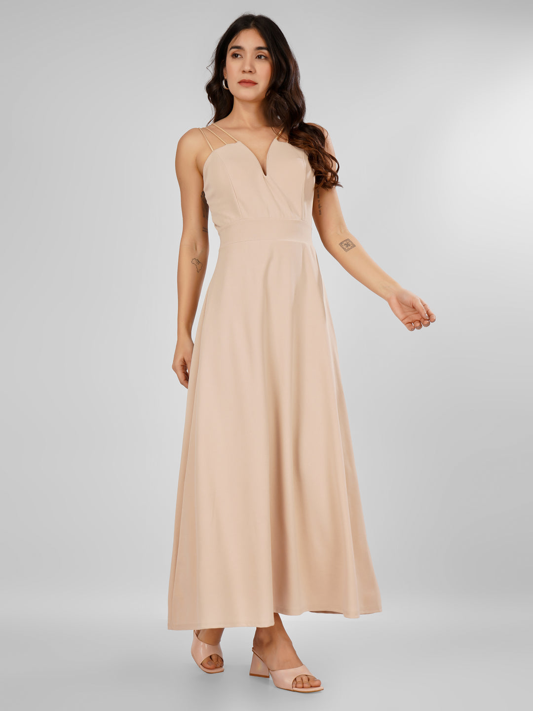 TRIO SRAPPY FLARE MAXI DRESS